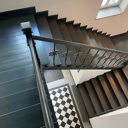 Апартаменти Old Town Twenty Three