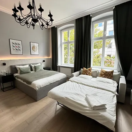 Old Town Twenty Three *