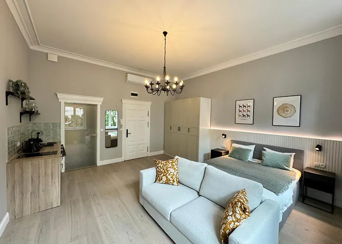 Old Town Twenty Three Apartment *