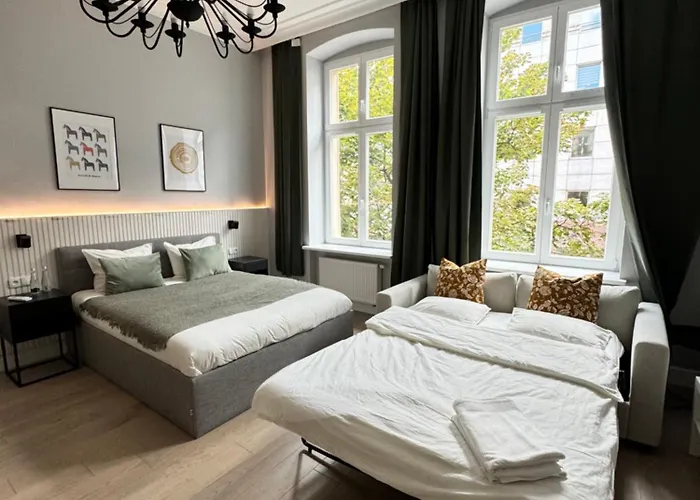 Old Town Twenty Three *